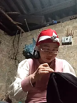 Snapshot of lena-cute chatting on 02/26/26, 12:37 lena-cute online show from 02/26/26, 12:37