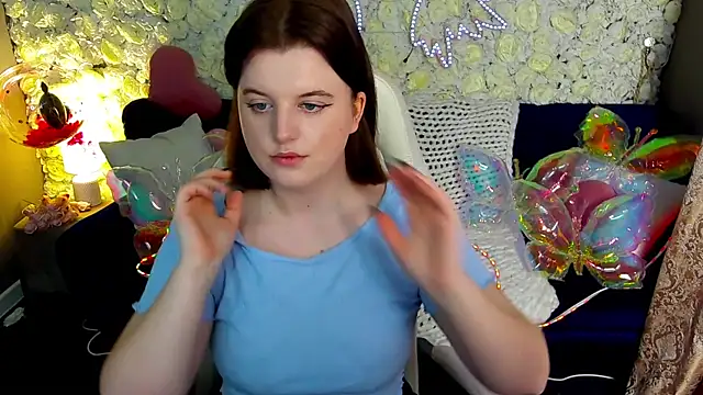 KristiFoxy online show from 04/01/26, 05:52