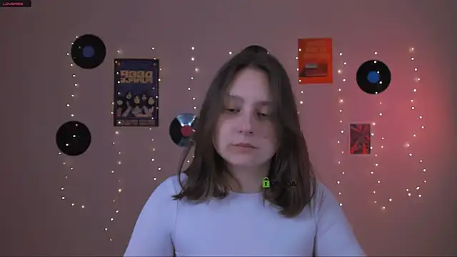 kora cosmo online show from 03/08/26, 09:02