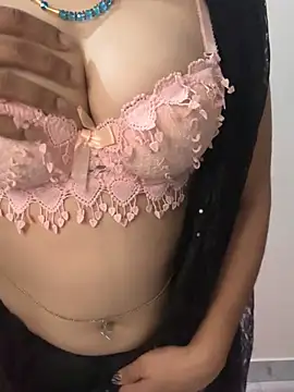 Hot Bhavi  online show from 05/31/26, 05:53