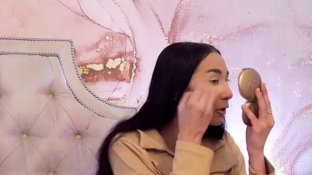 Snapshot of LexiPlay chatting on 03/05/26, 05:36 LexiPlay online show from 03/05/26, 05:36