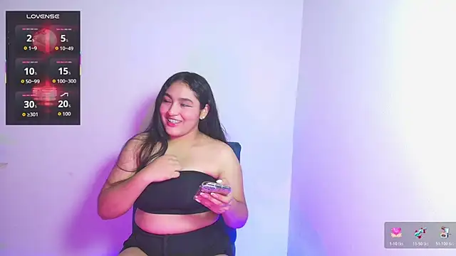 Lya dubois  online show from 05/22/26, 10:59