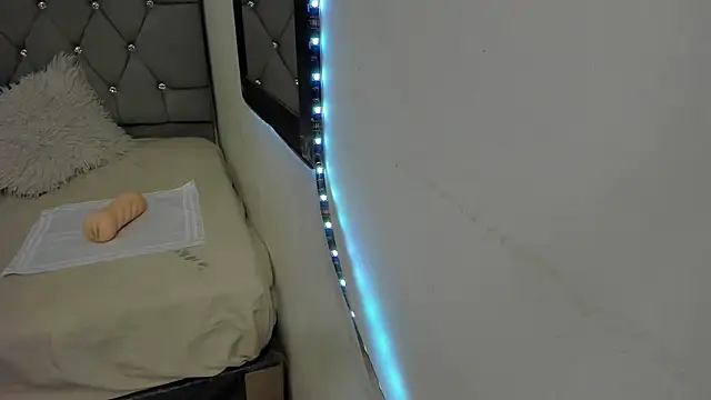  1DERECK online show from 02/24/26, 09:40