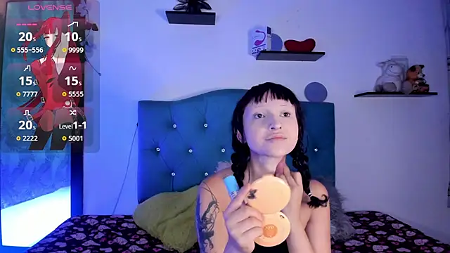 Snapshot of Gemma_honey chatting on 05/20/26, 01:17 Gemma honey online show from 05/20/26, 01:17
