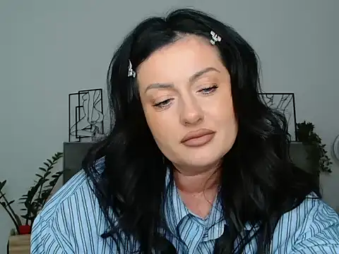 Snapshot of Jasmin0e chatting on 03/26/26, 06:08 Jasmin0e online show from 03/26/26, 06:08