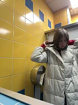 Snapshot of Bubble_Chloe chatting on 02/14/26, 08:22 Bubble Chloe online show from 02/14/26, 08:22