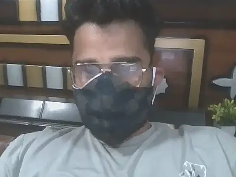 Snapshot of MrCurioX chatting on 02/02/26, 08:18 MrCurioX online show from 02/02/26, 08:18