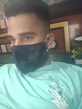 Snapshot of MrCurioX chatting on 02/18/26, 04:47 MrCurioX online show from 02/18/26, 04:47