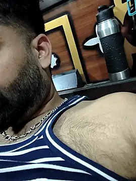 MrCurioX online show from 04/05/26, 02:14