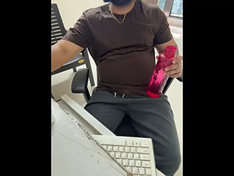 Rah0091 online show from 03/25/26, 08:53