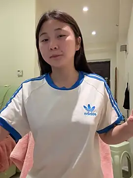 LXR77887 online show from 03/28/26, 09:42