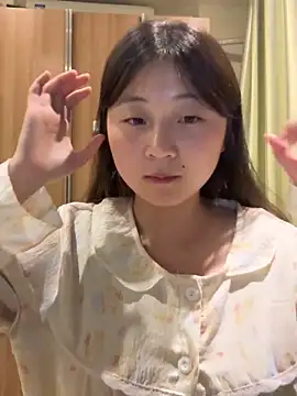 LXR77887 online show from 04/12/26, 12:54