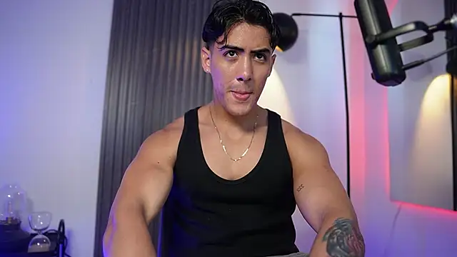 TaylerCross  online show from 02/07/26, 07:06