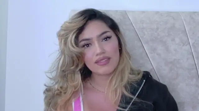Snapshot of Maddy_Beluci chatting on 05/27/26, 10:29 Maddy Beluci online show from 05/27/26, 10:29