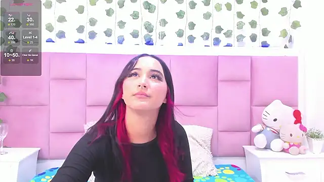 Snapshot of LeslieCute69 chatting on 02/23/26, 07:22 LeslieCute69 online show from 02/23/26, 07:22