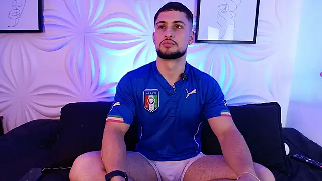 valenssio moretti online show from 05/12/26, 01:47