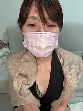 Snapshot of Mio-cc chatting on 05/14/26, 11:17 Mio-cc online show from 05/14/26, 11:17