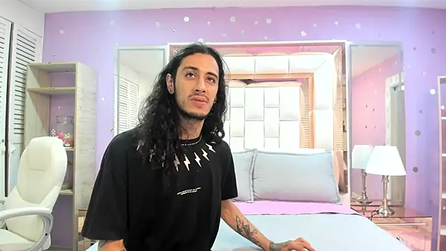 Goldentemptation  online show from 06/14/26, 01:24