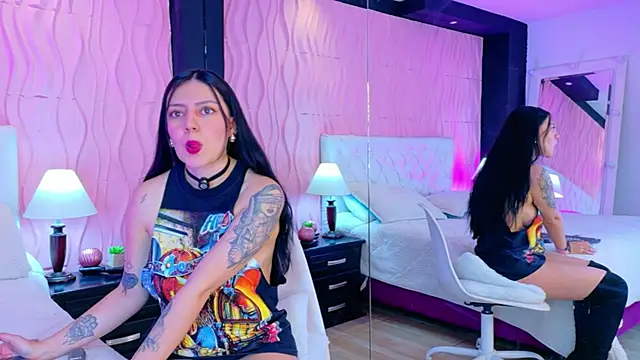 Mia Cherry   online show from 03/05/26, 06:04