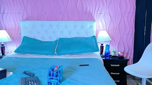 Mia Cherry   online show from 03/31/26, 02:17