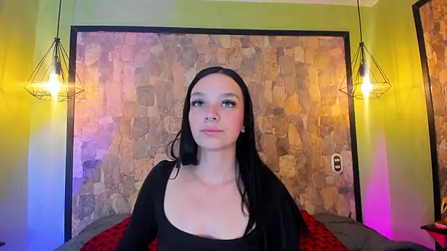 Elizabeth Ferrer online show from 03/03/26, 12:33