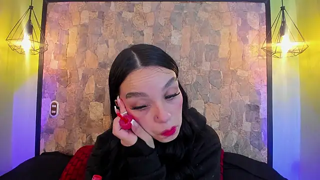 Elizabeth Ferrer online show from 03/12/26, 12:22