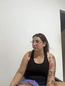 Arya    online show from 02/24/26, 11:25