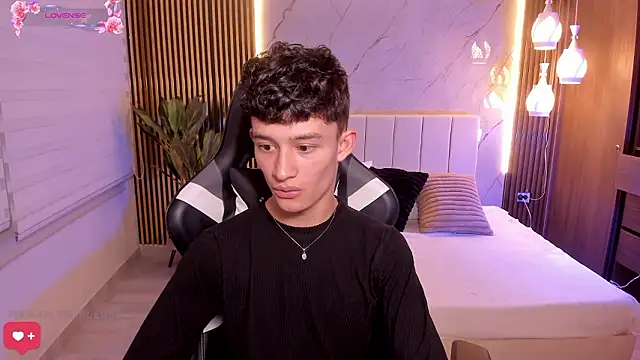 Snapshot of Patrick_Howland_ chatting on 02/24/26, 03:59 Patrick Howland online show from 02/24/26, 03:59