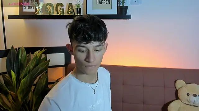 Patrick Howland  online show from 04/16/26, 09:04