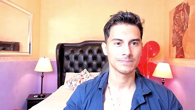 Snapshot of Mike_Conors chatting on 02/18/26, 01:56 Mike Conors online show from 02/18/26, 01:56