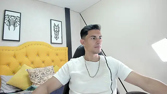 Mike Conors online show from 04/02/26, 02:09