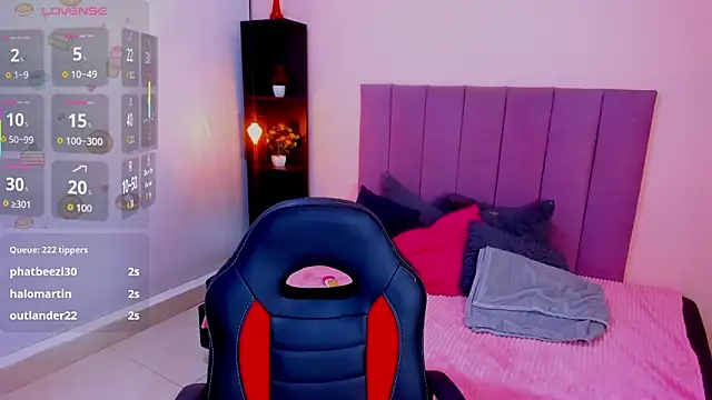 Raven love online show from 04/02/26, 09:18