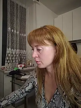 LanaBananaa  online show from 03/19/26, 10:03