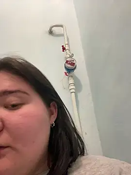 Snapshot of AngelKiras chatting on 02/05/26, 05:56 AngelKiras online show from 02/05/26, 05:56