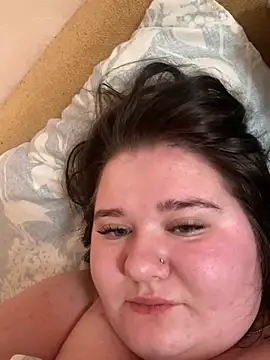 Snapshot of AngelKiras chatting on 02/11/26, 07:24 AngelKiras online show from 02/11/26, 07:24