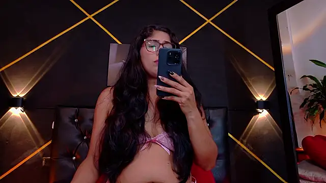 Snapshot of serena_kournikova chatting on 03/03/26, 08:59 serena kournikova online show from 03/03/26, 08:59