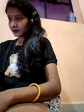 Snapshot of Ayesharani1 chatting on 02/14/26, 05:43 Ayesharani1 online show from 02/14/26, 05:43