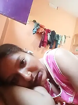 Snapshot of Ayesharani1 chatting on 06/05/26, 02:18 Ayesharani1 online show from 06/05/26, 02:18