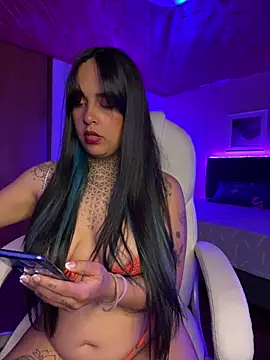 Snapshot of Annie_Alicee chatting on 02/27/26, 03:23 Annie Alicee online show from 02/27/26, 03:23