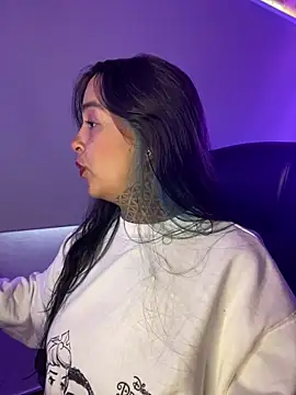 Annie Alicee online show from 03/10/26, 01:49