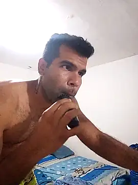 Snapshot of thom_1 chatting on 02/24/26, 12:19 thom 1 online show from 02/24/26, 12:19