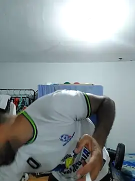 thom 1 online show from 04/20/26, 01:19