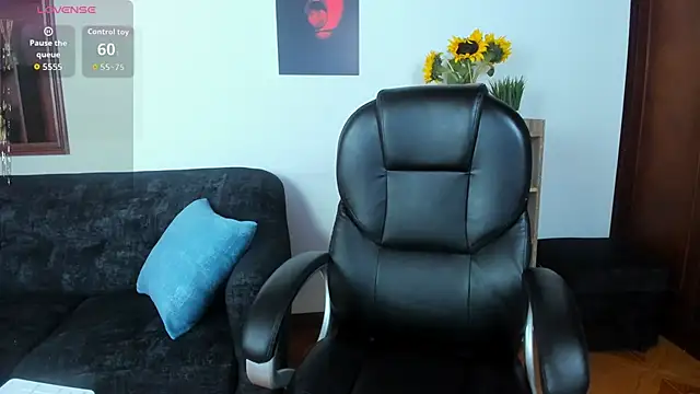 PamelaQueen  online show from 03/14/26, 04:56