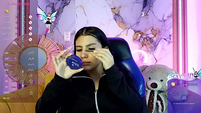 Snapshot of Abby_Rouse_m chatting on 05/16/26, 02:52 Abby Rouse m online show from 05/16/26, 02:52