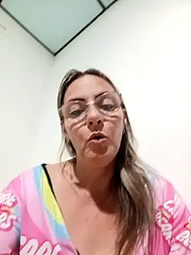 Snapshot of MONITA_SEXXX chatting on 02/20/26, 01:24 MONITA SEXXX online show from 02/20/26, 01:24