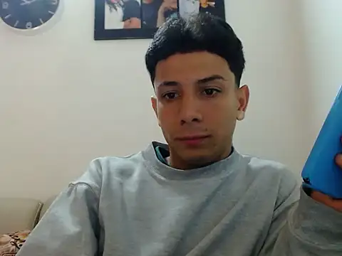 Snapshot of waner_thom chatting on 02/05/26, 10:14 waner thom online show from 02/05/26, 10:14