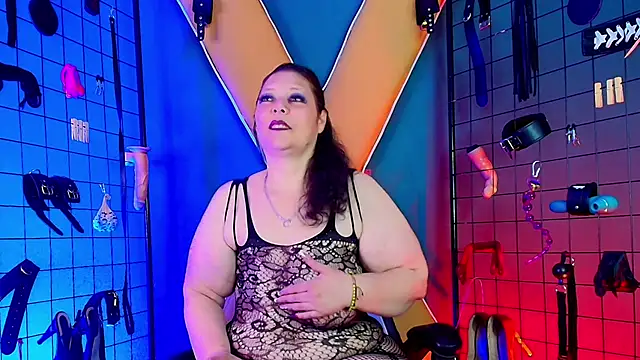 Snapshot of Judith_Mature_bdsm chatting on 02/20/26, 07:58 Judith Mature bdsm online show from 02/20/26, 07:58