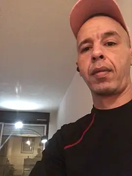 creativeX online show from 02/09/26, 07:18