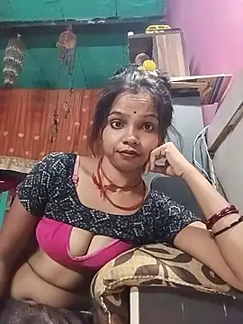 Snapshot of Cut_ikina chatting on 06/15/26, 04:42 Cut ikina online show from 06/15/26, 04:42