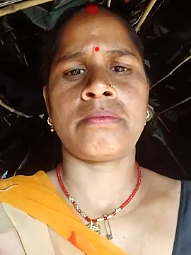 Snapshot of Hot_kiran4 chatting on 02/05/26, 09:14 Hot kiran4 online show from 02/05/26, 09:14